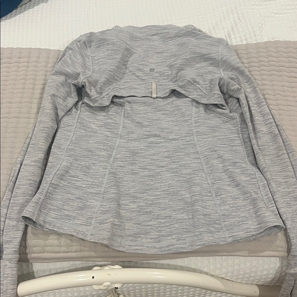 Women's LuLuLemon Define Jacket
Color: Grey
Size:10 - Picture 2 of 3